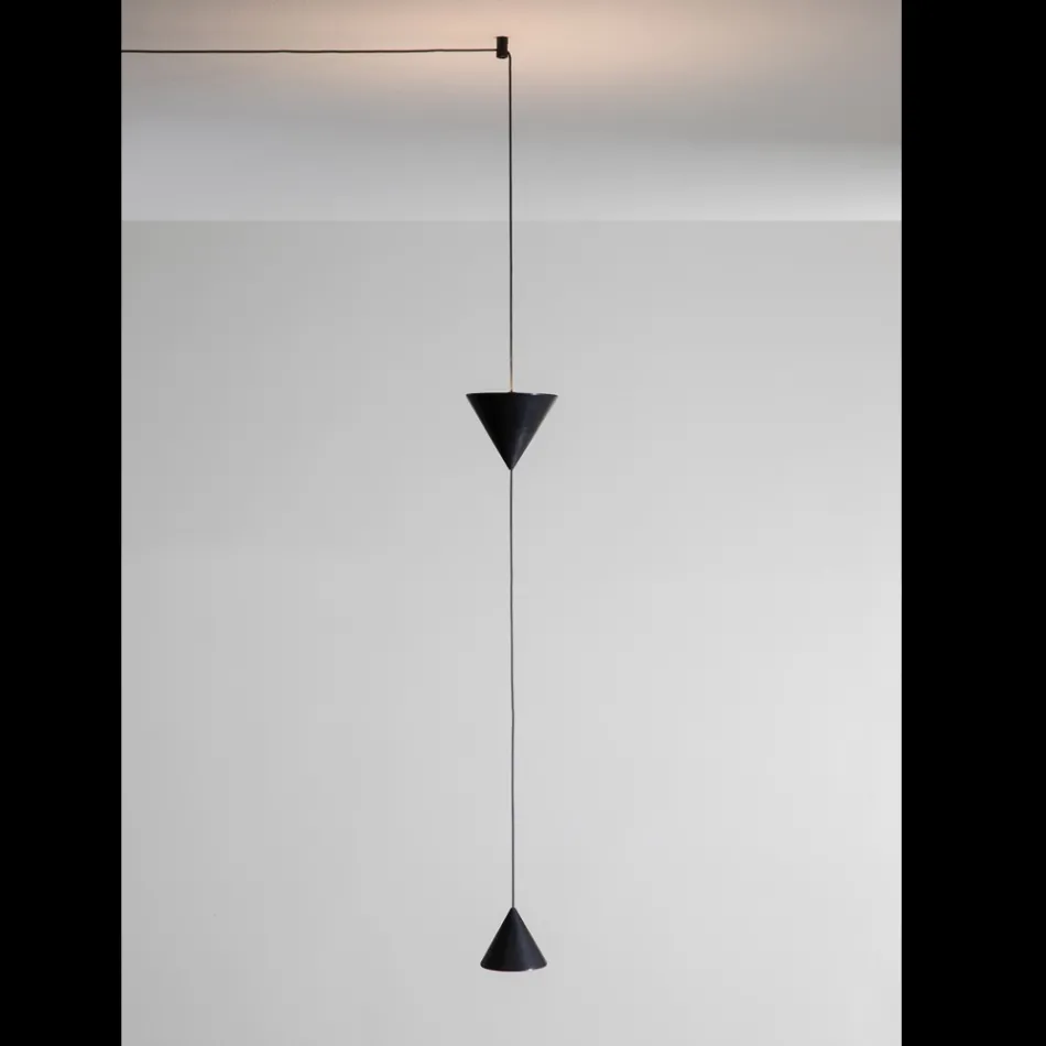 Wall Lamp in Black Aluminium and Double Cone Minimal Design - Mercado Viadurini