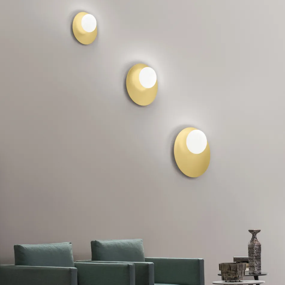 Wall or Ceiling Light in Aluminium, Metal, and White Glass Light - Luma Viadurini