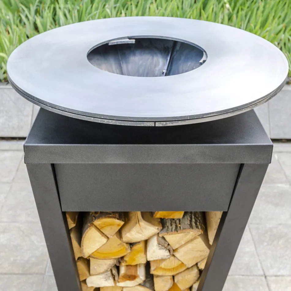 Wood Burning Braai With Cooking Plate And Wood Holder Compartment – Ferran Viadurini