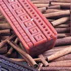 Artisan Rectangular Cinnamon Scented Candle Made in Italy - Alissa Viadurini