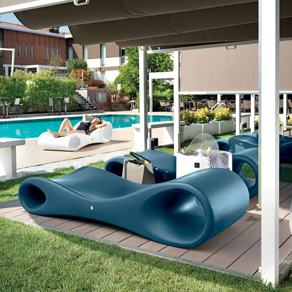 Garden Chaise Longue in Colored Polyethylene Made in Italy - Flores Viadurini