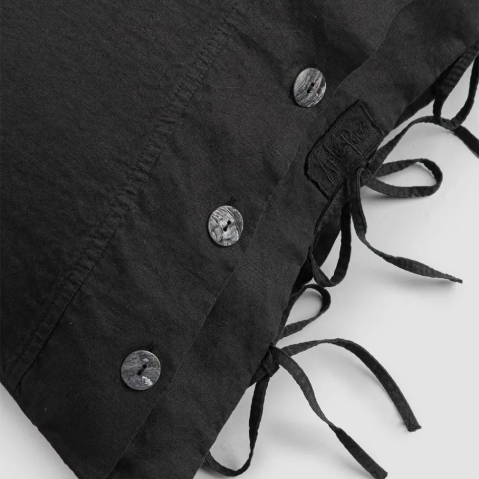 Rectangular Bed Pillowcase in White or Black Linen with Buttons and Laces - Agora Viadurini