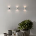 Design Outdoor Wall Lamp in White or Black Aluminium - Leopida Viadurini