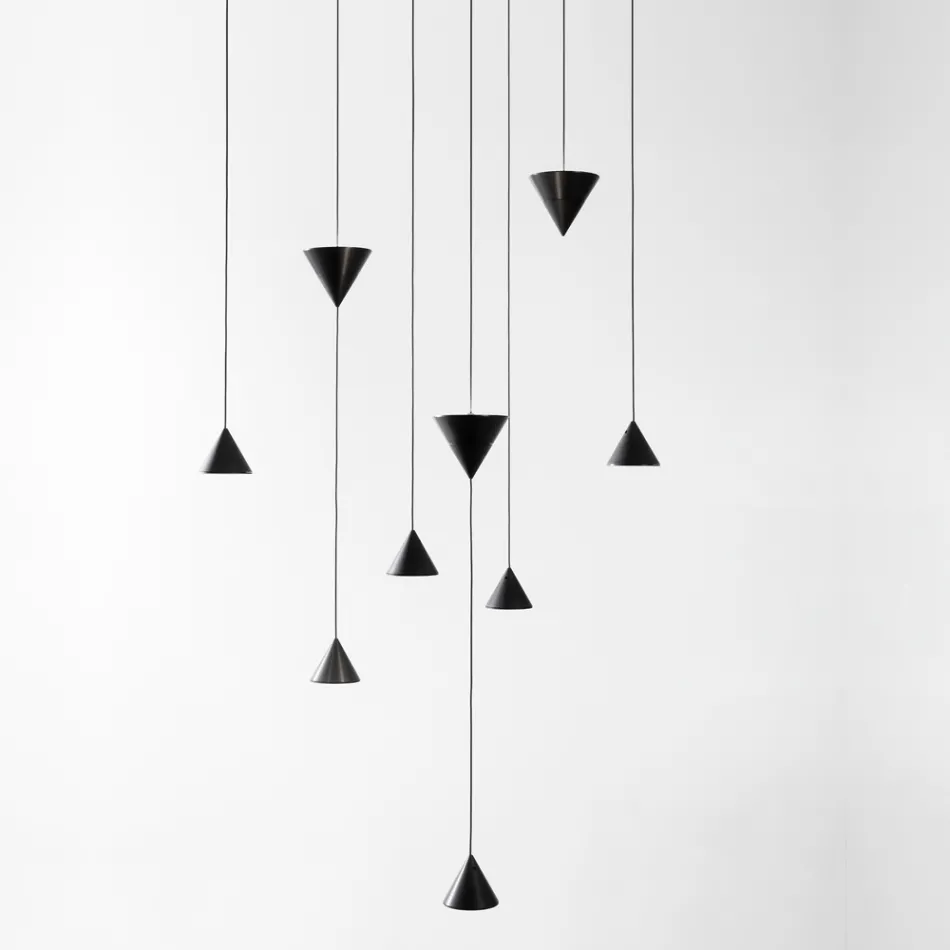 Design Suspension Lamp 5 or 7 Lights Black Aluminium Wire - Mercado Viadurini