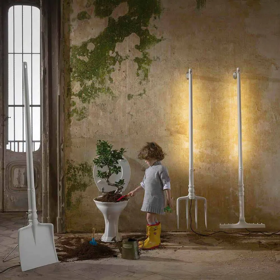 Outdoor Floor Lamp in White Technopolymer Design of 3 Forms - Tools Viadurini