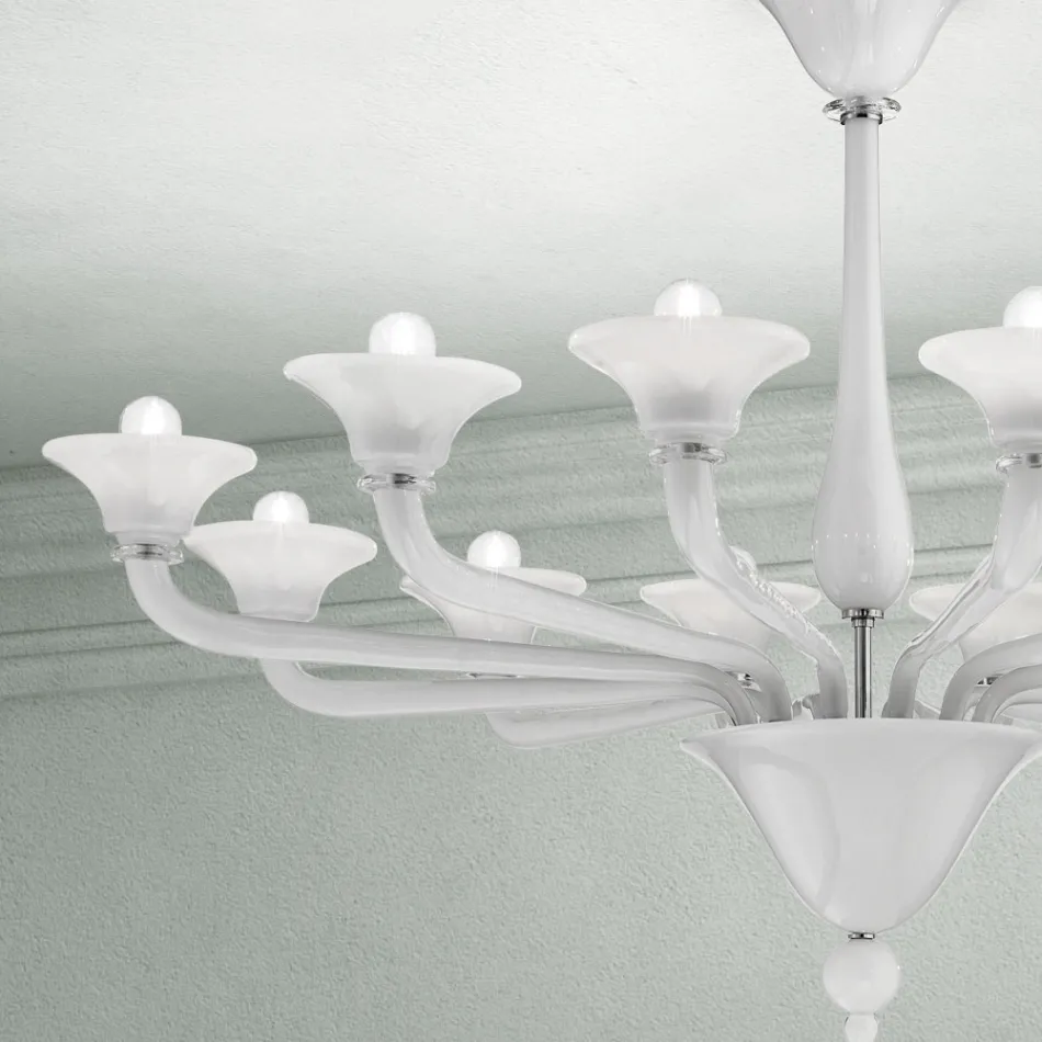12 Lights Chandelier in White Venice Glass and Chromed Metal - Ismail Viadurini