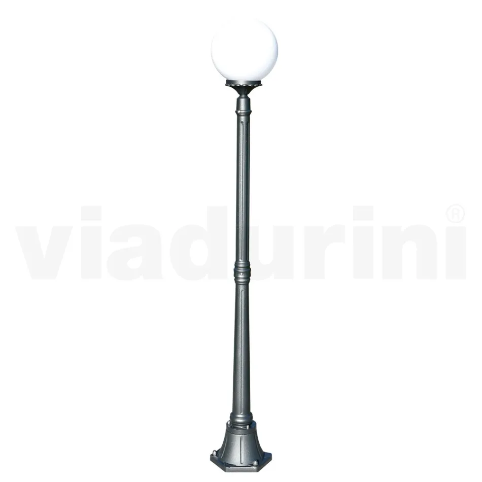 172 cm tall street lamp in Acrylic and Anthracite Aluminium Made in Italy - Trovaantracite Viadurini
