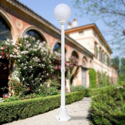 172 cm tall street lamp in white acrylic and aluminium made in Italy - Trovabianco Viadurini