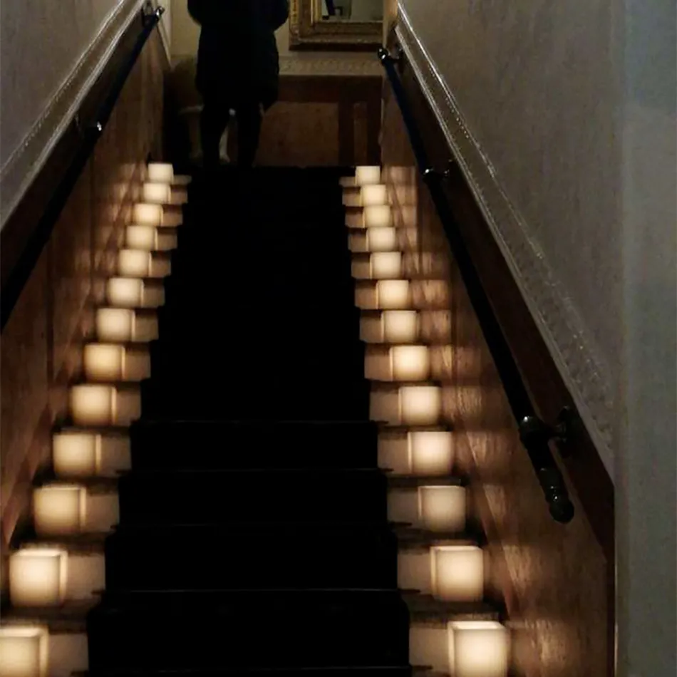 Scented Lantern in Scratched Effect Wax with Tealight Made in Italy - Famme Viadurini