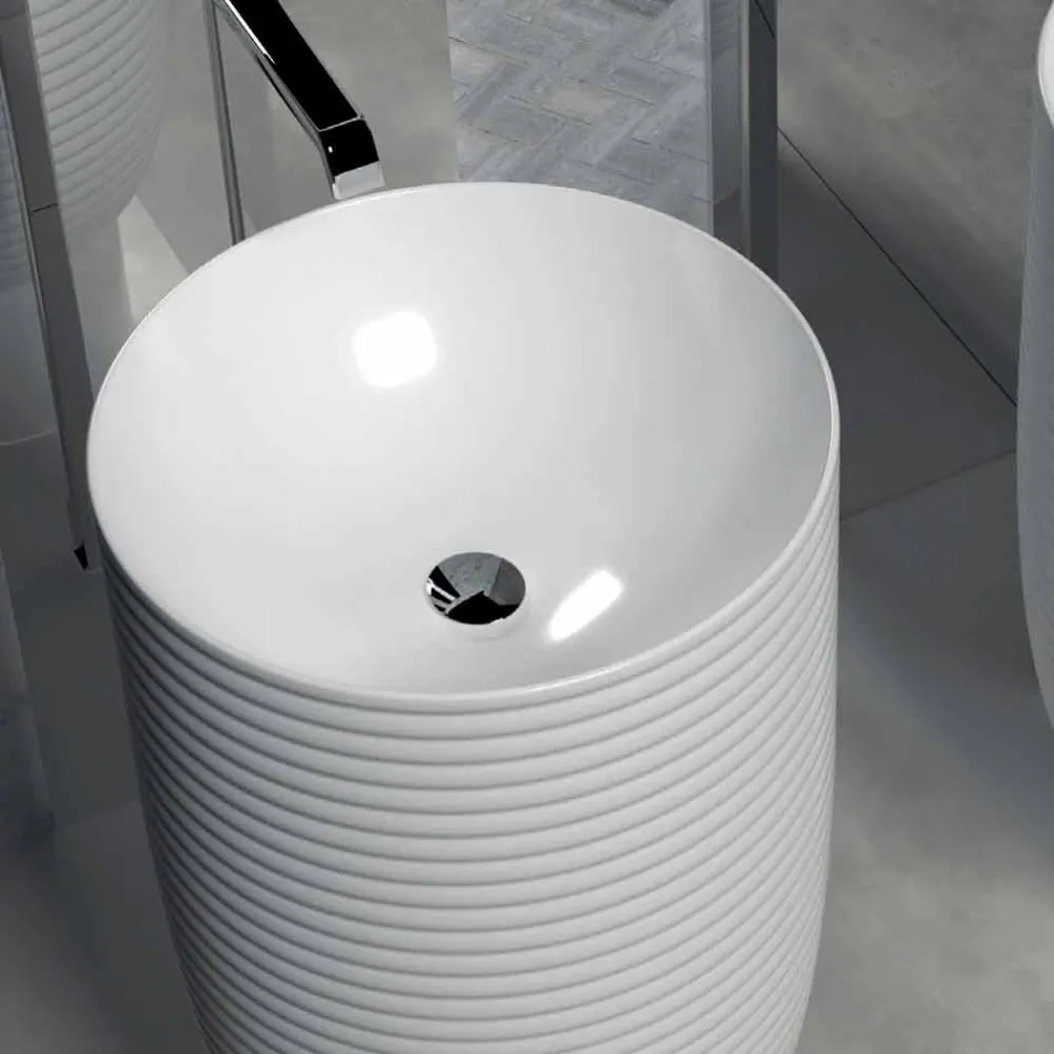 Freestanding washbasin in white ceramic or colored Trabia Viadurini