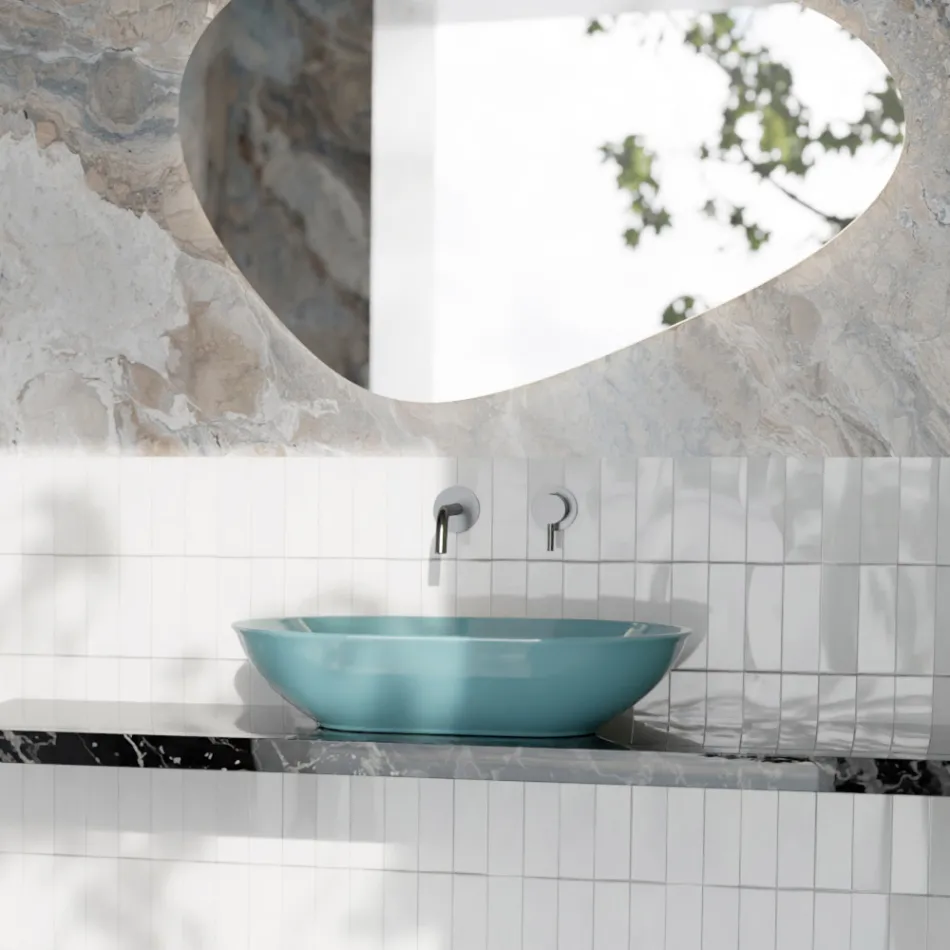 Oval Countertop Washbasin in Glossy Ceramic L 58 cm Made in Italy - Nelly Viadurini