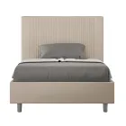 140x200 cm bed with headboard decorated with vertical lines, Made in Italy - Pattini Viadurini