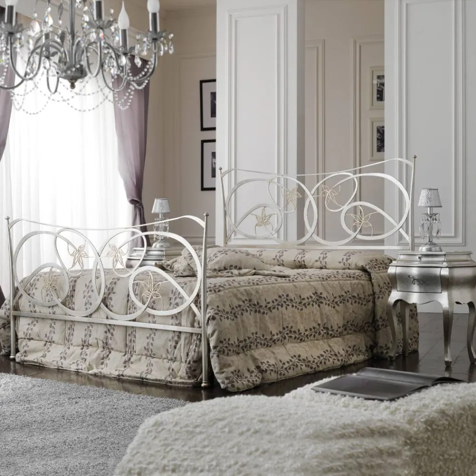 Double bed with footboard in different finishes Made in Italy - Natural Viadurini