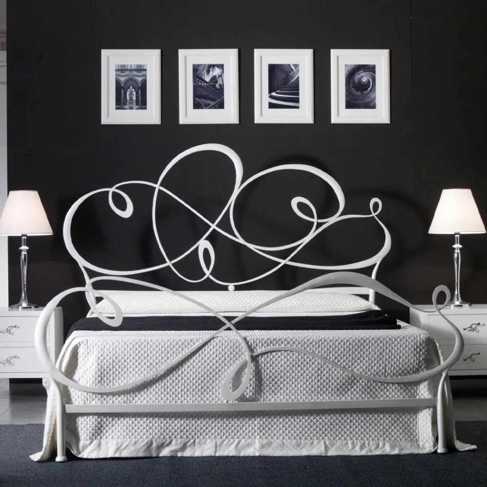 Double bed with solid iron headboard Made in Italy - Nebbia Viadurini