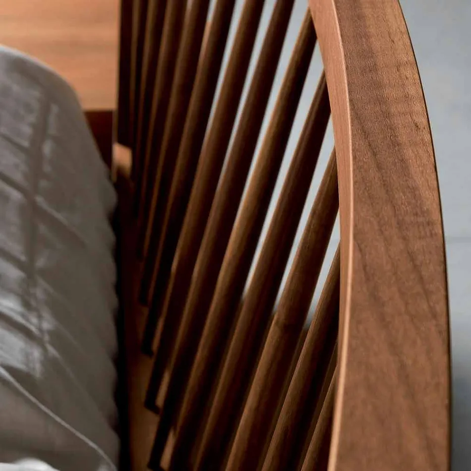 Design double bed 160x200cm with solid Alain walnut base Viadurini