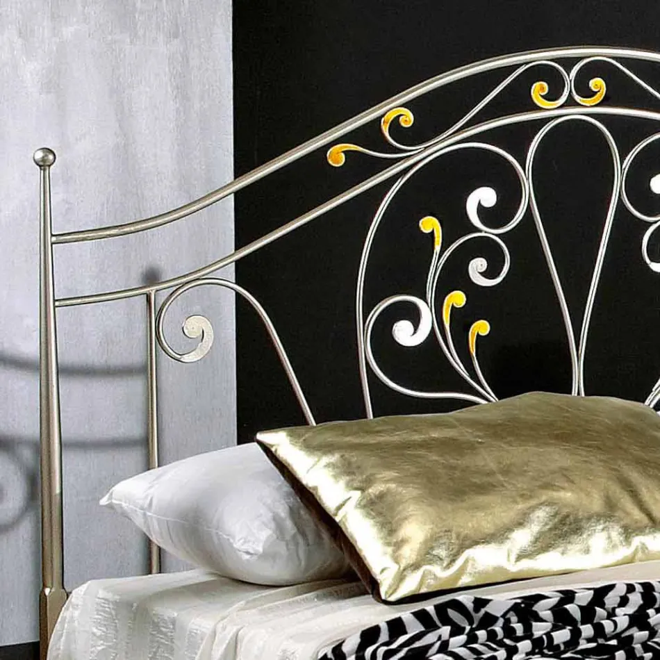neoclassical double bed in full hand-forged iron Jessica Viadurini