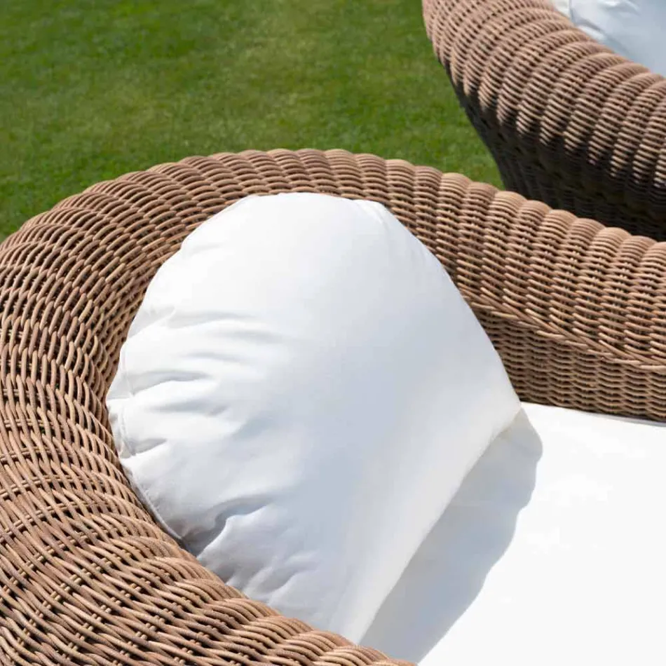Outdoor Armchair in Woven Synthetic Rattan and White or Ecru Fabric - Yves Viadurini