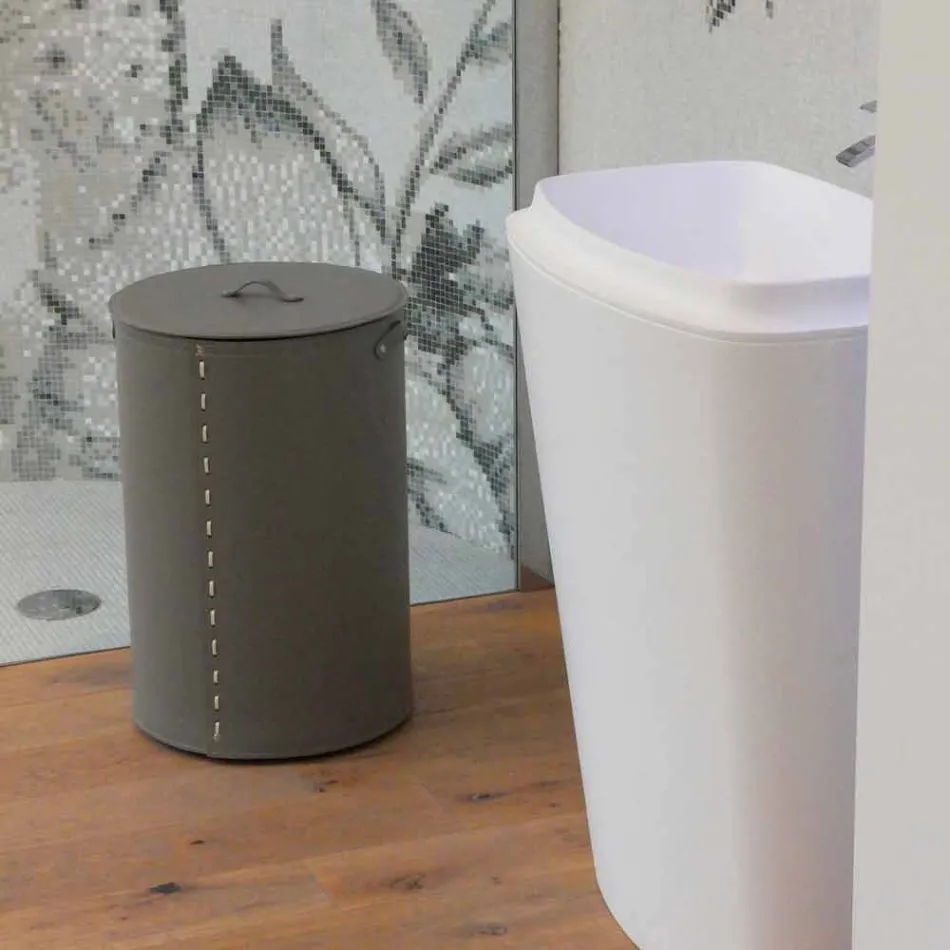 Cylindrical laundry basket in regenerated handmade leather Roby Viadurini
