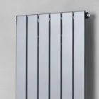 Electric Design Radiator Vertical Wall Design 1000 W - Picchio Viadurini