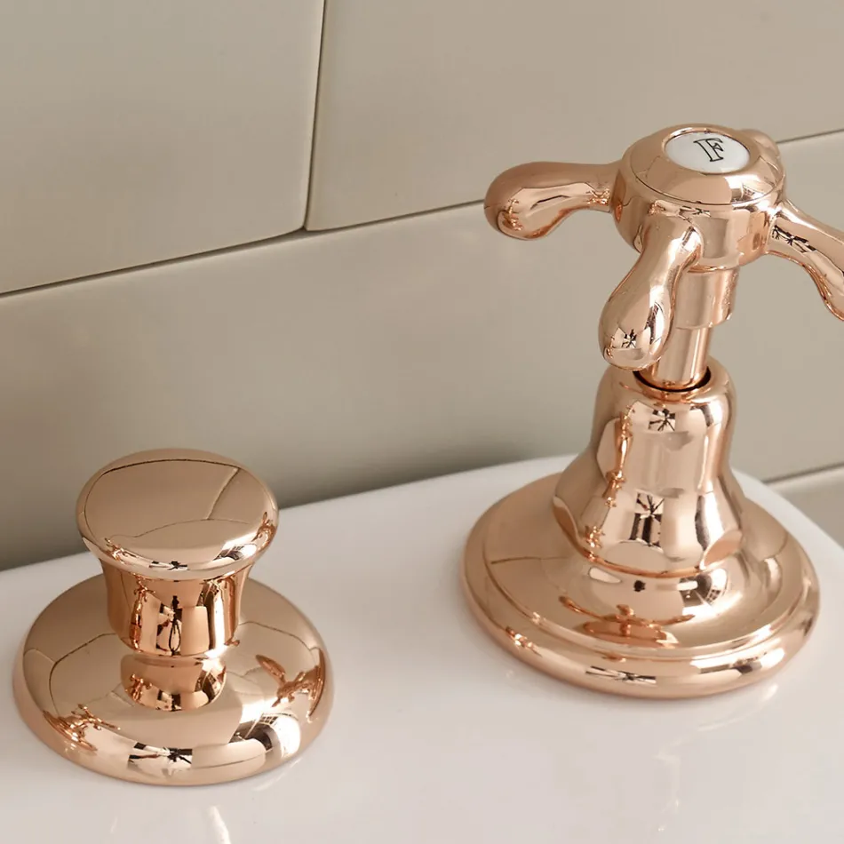 3 Hole Bidet Tap, Internal Delivery, in Vintage Brass – Klarisa Viadurini