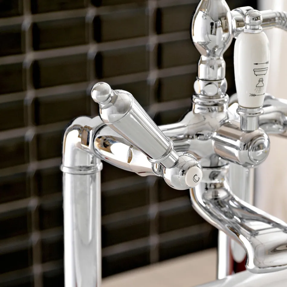 Floor Standing Bathtub Tap with Brass Shower Made in Italy - Noriana Viadurini