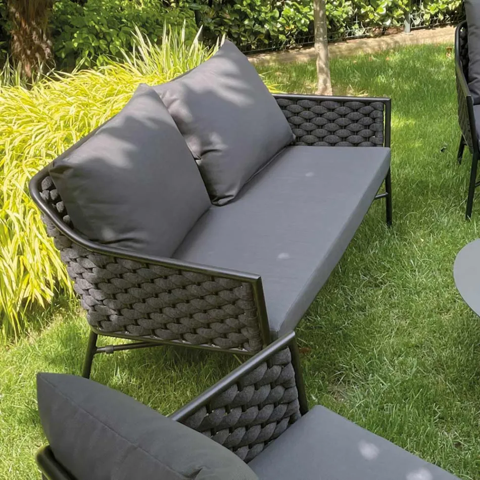 Lounge Consisting of Sofa, Armchairs and 2 Aluminium Coffee Tables - Yuma Viadurini