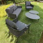 Lounge Consisting of Sofa, Armchairs and 2 Aluminium Coffee Tables - Yuma Viadurini