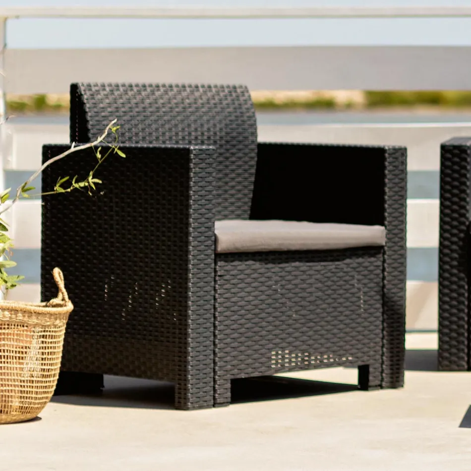 Lounge with 1 sofa, 2 armchairs and 1 coffee table with seat cushions - Machine Viadurini