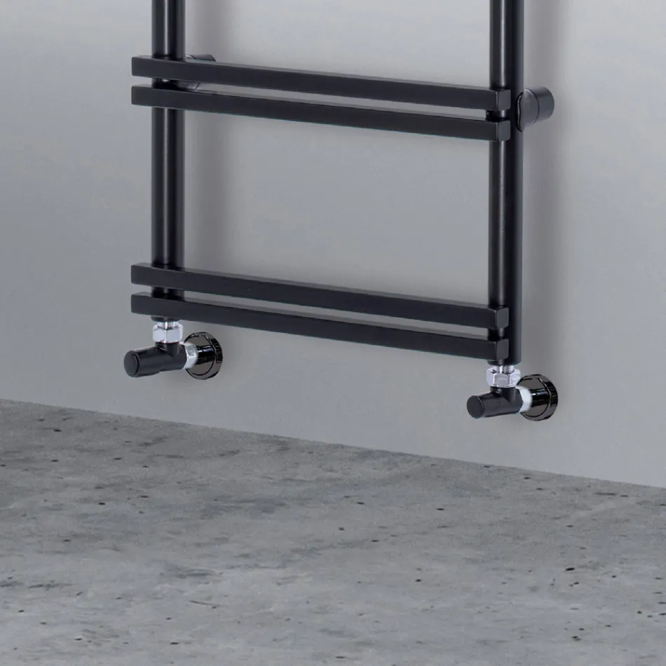 Hydraulic towel warmer with vertical collectors Made in Italy - Ginger Viadurini