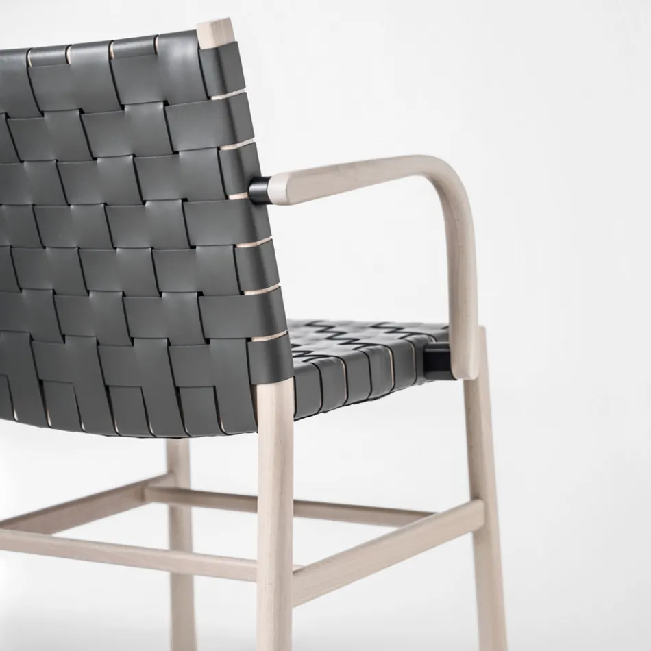 Chair with Armrests in Bleached Beech and Leather Seat Made in Italy - Nora Viadurini