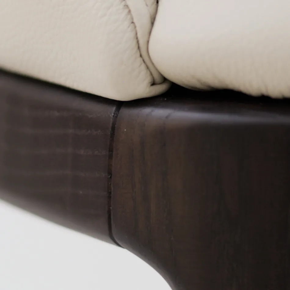 Dining Chair with Armrests in Ice Colour Leather Made in Italy - Lyanne Viadurini