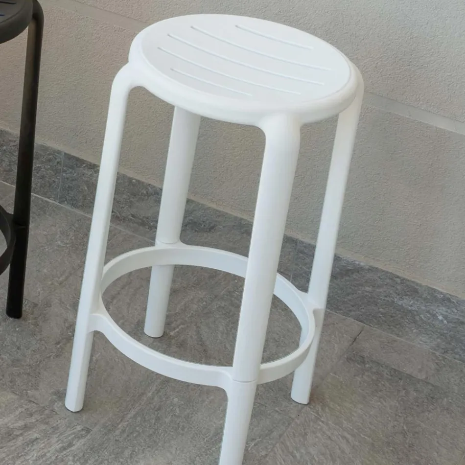 Stool in Polypropylene Reinforced with Fiberglass in Different Colours - Neev Viadurini