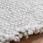 Large and Modern Design Fringed Wool Rug Black or Cream - Jacqueline Viadurini