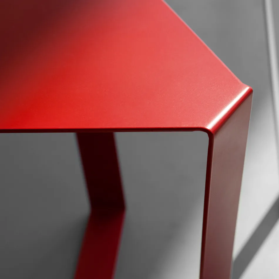 Made in Italy Design Colored Metal Coffee Table - Yasmine Viadurini