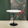 Tulip Saarinen H 52 Coffee Table with Oval Top in Carrara Marble Made in Italy - Scarlet
