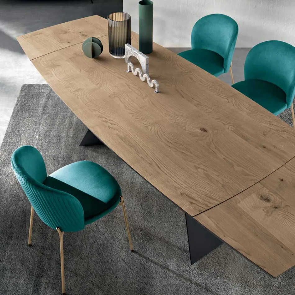 Extendable Table in Oak Veneer and Painted Metal Base - Milo Viadurini