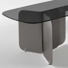 Table with shaped glass top and curved metal base - Piacere Viadurini