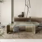 Table with shaped glass top and curved metal base - Piacere Viadurini