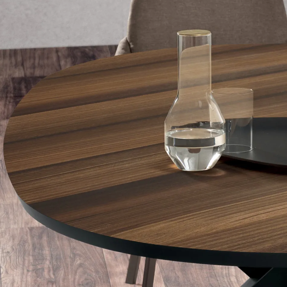 Oval Dining Table in Oak Veneer and Black Metal Base - Domo Viadurini