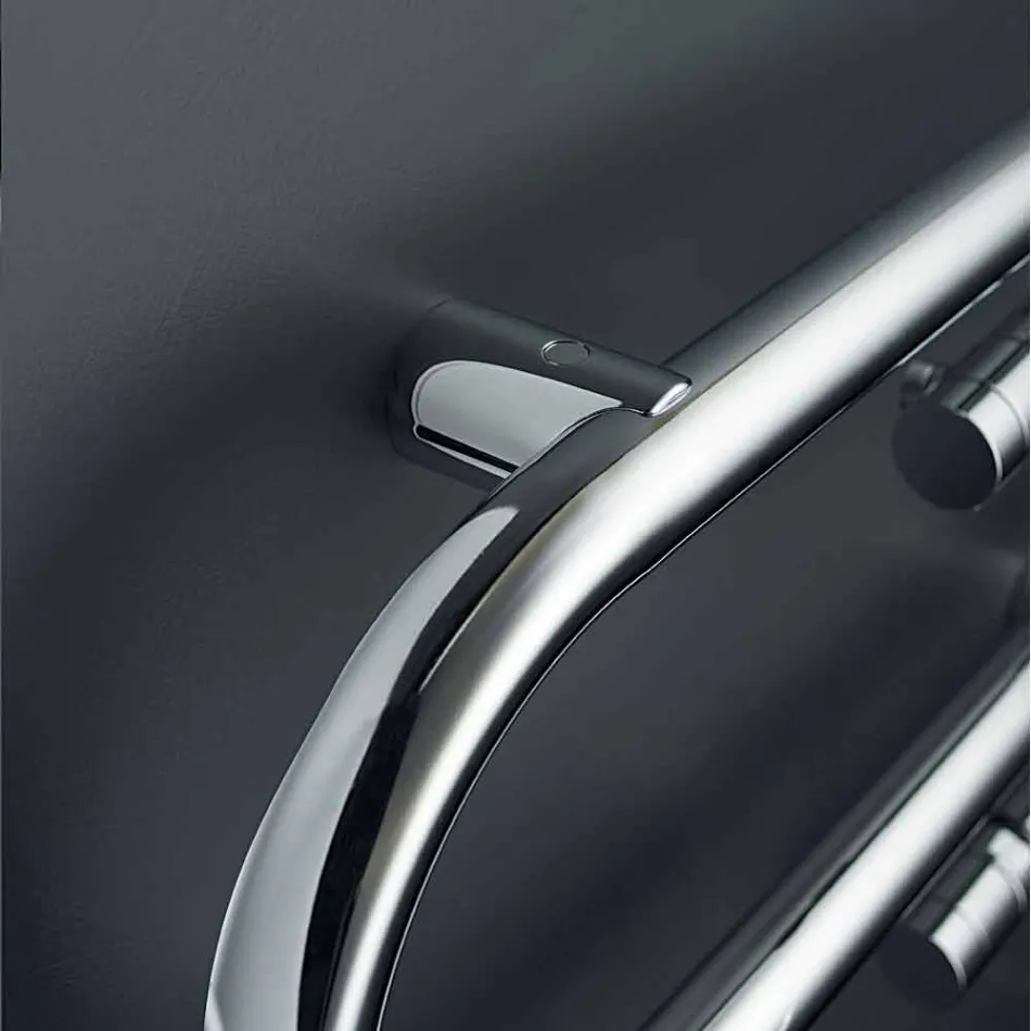 Thermowell design Hydraulic Graffiti with chromed finish by Scirocco H Viadurini