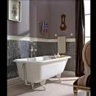 Vintage Freestanding Design Bathtub in White Cast Iron, Made in Italy - Marwa Viadurini
