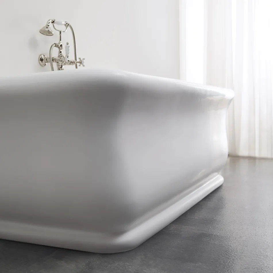 Rectangular Solid Surface Bathtub with Soft Corners Made in Italy - Fulvio Viadurini