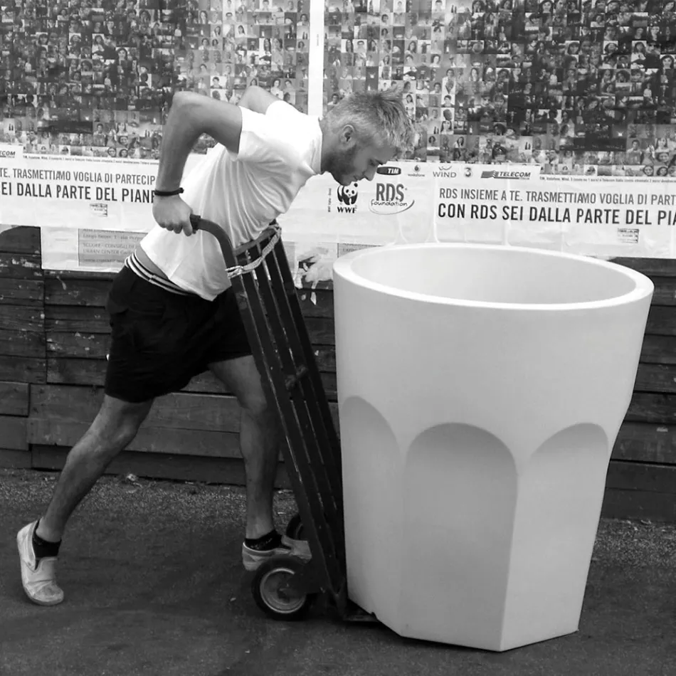 Tall Decorative Vase with Glass Shape in Polyethylene Made in Italy - Pucca Viadurini