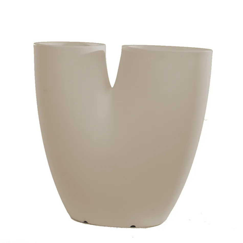 Modern Colored Garden Vase in Polyethylene Made in Italy - Flowes Viadurini